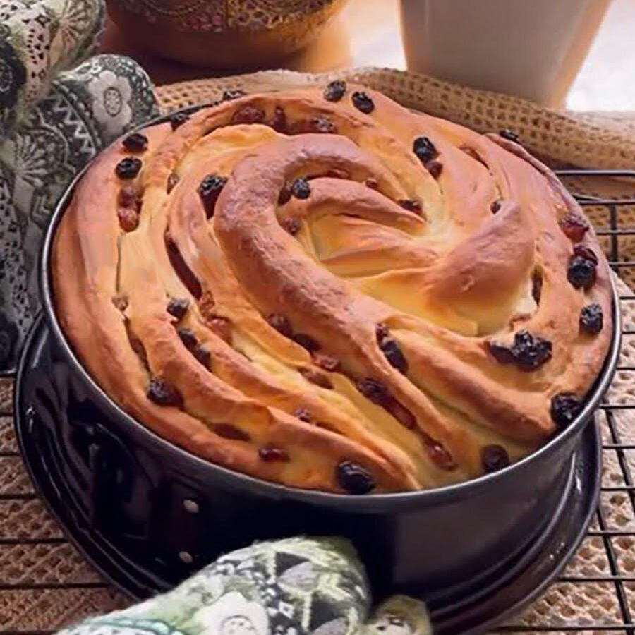 Persian Raisin Bread, Unique Cakes in San Diego